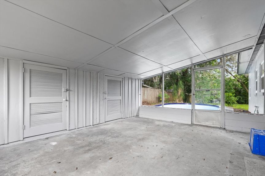 19-982 Granville Rd,-19