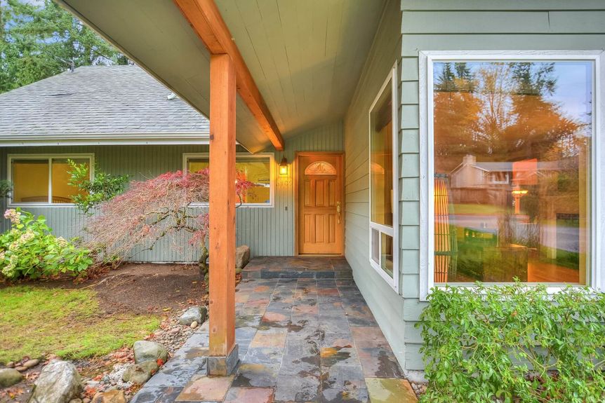 6109 120th Pl NE – Kirkland – 002-Entry-1