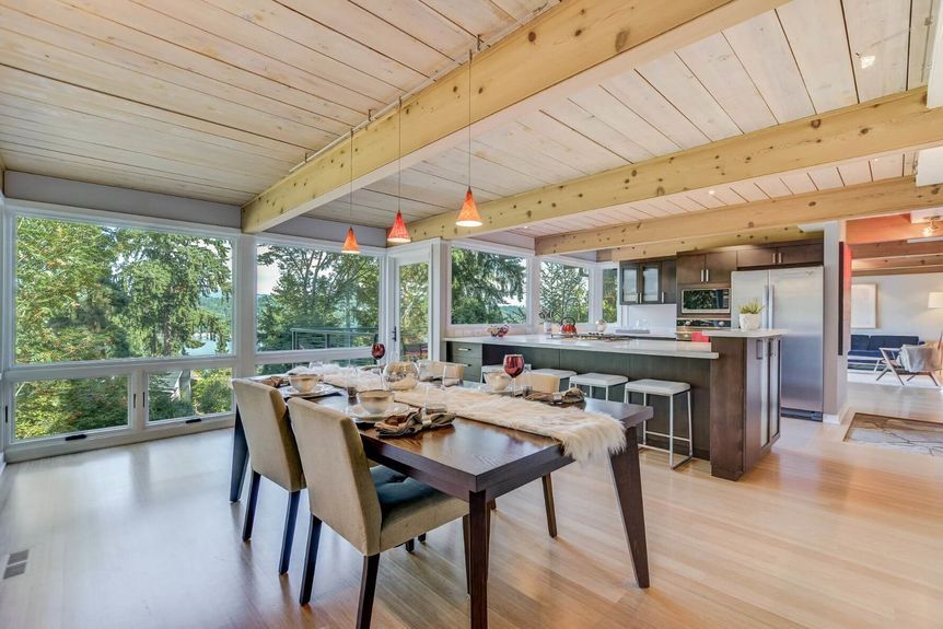 9306 72n St &#8211; Mercer Island &#8211; 007-Dining-Room-2