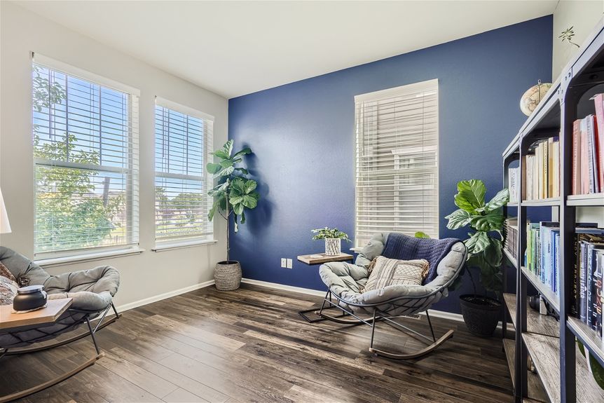 6979 Joyce Lane Unit A – Web Quality – 007 – 10 Office