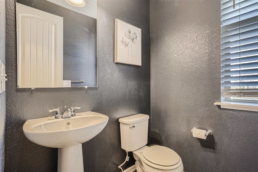 6979 Joyce Lane Unit A – Web Quality – 011 – 15 Powder Room