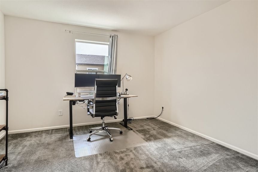 6979 Joyce Lane Unit A – Web Quality – 017 – 21 2nd Floor Bedroom