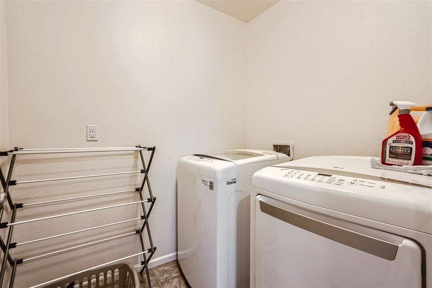 6979 Joyce Lane Unit A – Web Quality – 021 – 27 2nd Floor Laundry Room