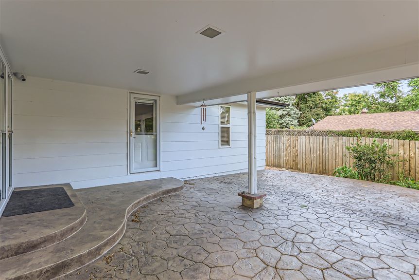 6600 Zang St – Web Quality – 025 – 34 Patio