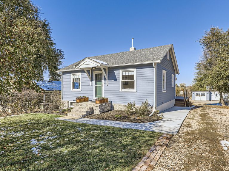 3269 W 53rd Ave Denver Exterior Front