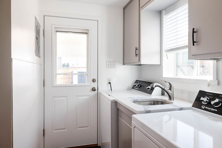 8640 Clara Belle Dr-007