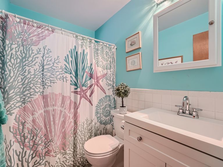 19 7027 Carr Court Arvada Lauryn Dempsey