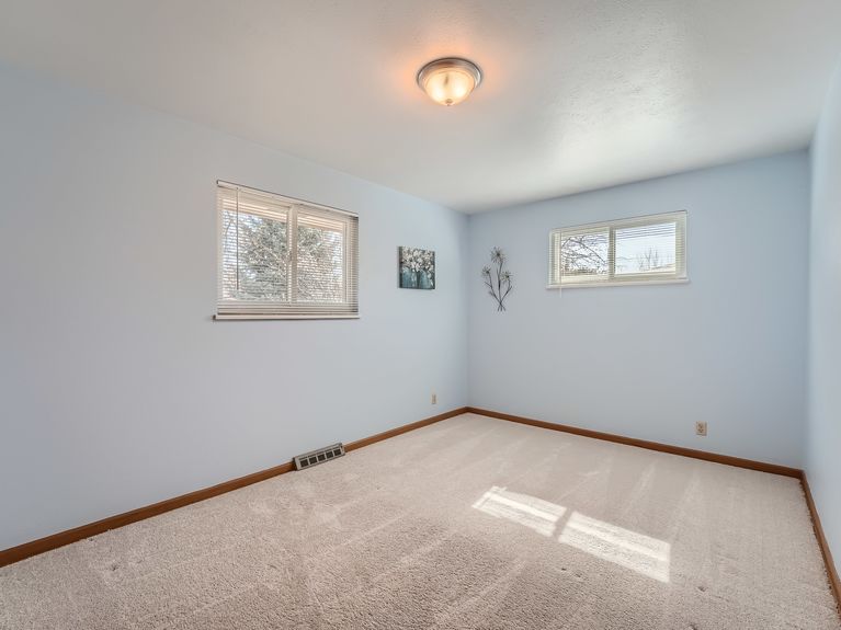 21 7027 Carr Court Arvada Lauryn Dempsey