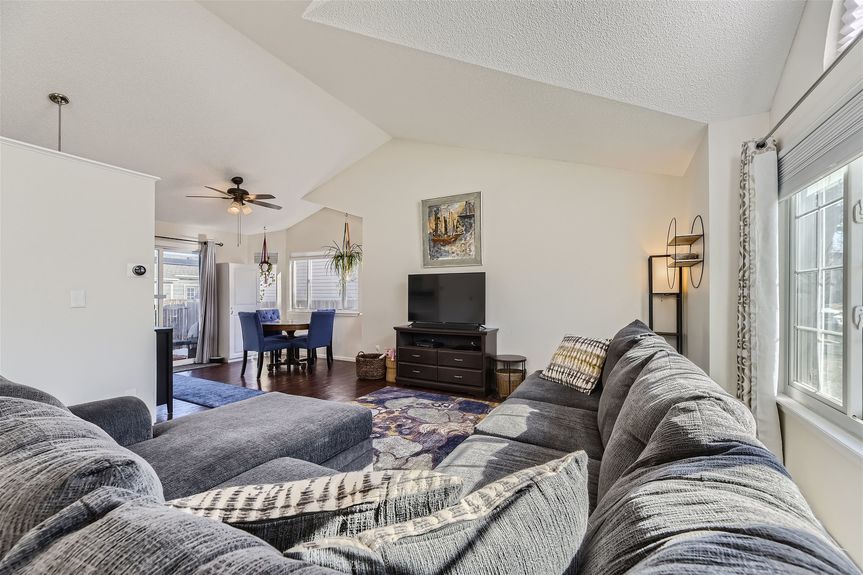 Lauryn Dempsey Dempsey Group Arvada Realtor48 N Quicksilver Ave &#8211; MLS Sized &#8211; 013 &#8211; 07 Living Room