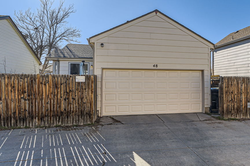 Lauryn Dempsey Dempsey Group Arvada Realtor48 N Quicksilver Ave &#8211; MLS Sized &#8211; 034 &#8211; 27 Exterior Rear