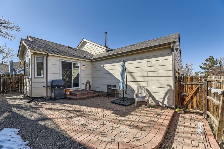 Lauryn Dempsey Dempsey Group Arvada Realtor48 N Quicksilver Ave &#8211; MLS Sized &#8211; 035 &#8211; 28 Back Yard