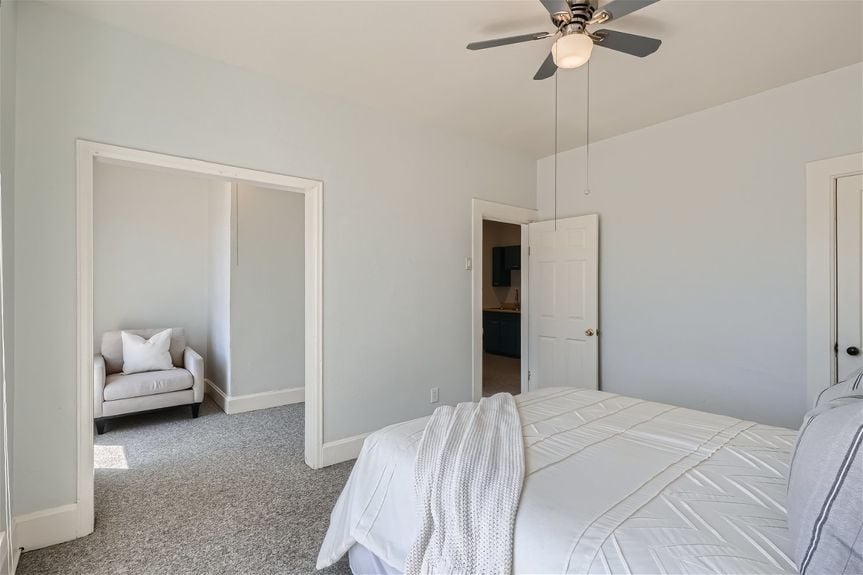 1439 Emerson St – Lauryn Dempsey Dempsey Group – 023 – 20 2nd Floor Primary Bedroom