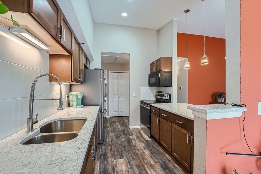 8408 everett way unit a &#8211; Lauryn Dempsey Dempsey Group &#8211; 016 &#8211; 18 Kitchen