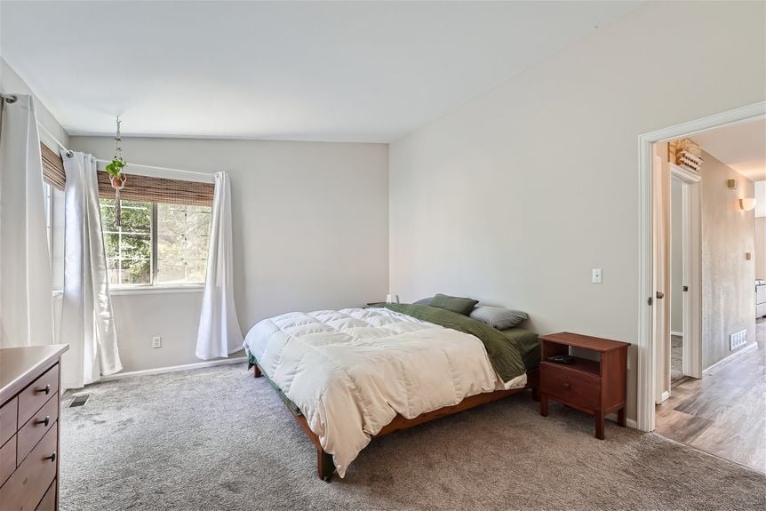 8408 everett way unit a &#8211; Lauryn Dempsey Dempsey Group &#8211; 018 &#8211; 20 Primary Bedroom