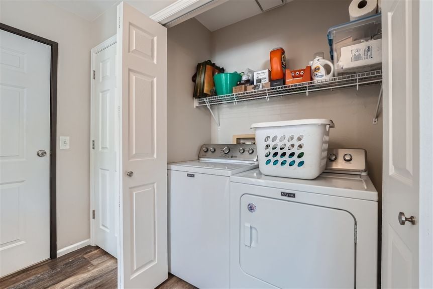 8408 everett way unit a &#8211; Lauryn Dempsey Dempsey Group &#8211; 026 &#8211; 28 Laundry Room