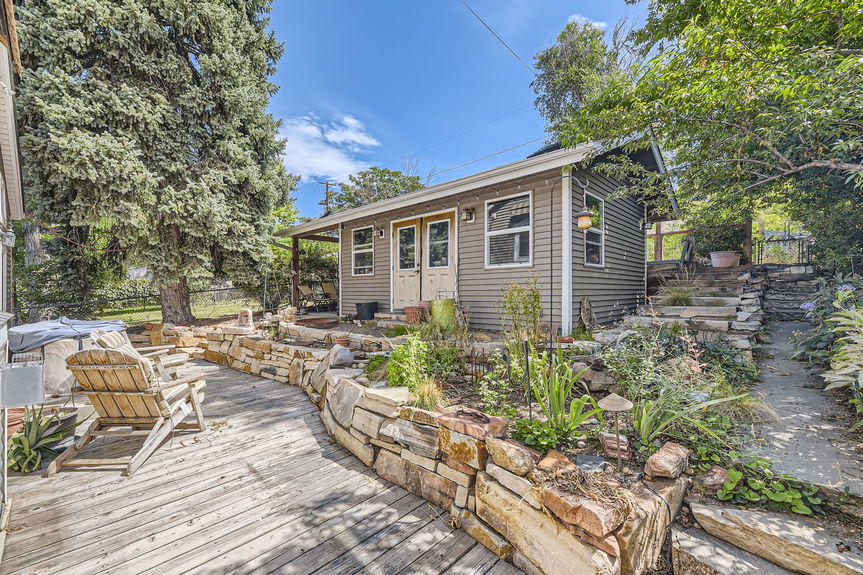 6076 S Sycamore St &#8211; Lauryn Dempsey Dempsey Group &#8211; 006 &#8211; 08 Deck