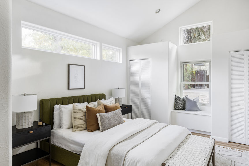 6076 S Sycamore St_Lauryn Dempsey Dempsey Group-15