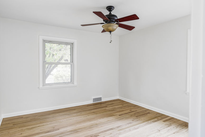 6076 S Sycamore St_Lauryn Dempsey Dempsey Group-19