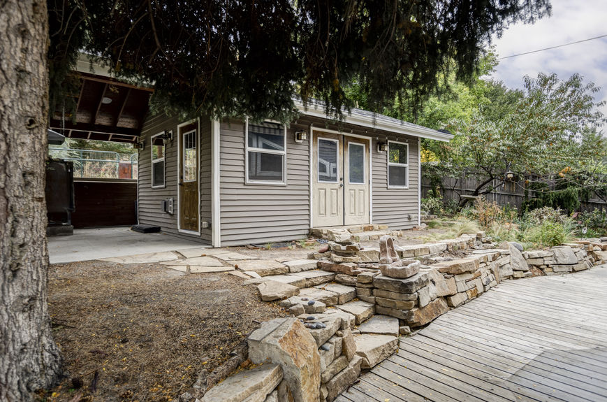 6076 S Sycamore St_Lauryn Dempsey Dempsey Group-25