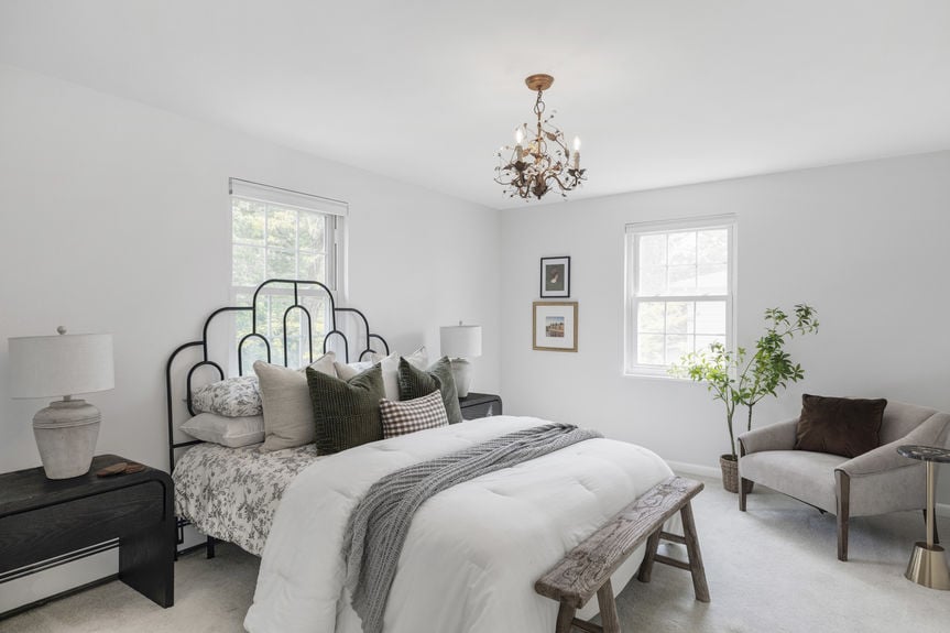 6982 Estes Dr_Web-Lauryn Dempsey Dempsey Group 1 (3)