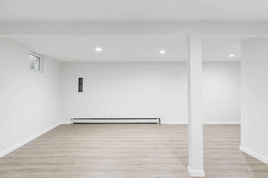 6982 Estes Dr_Web-Lauryn Dempsey Dempsey Group 1 (8)