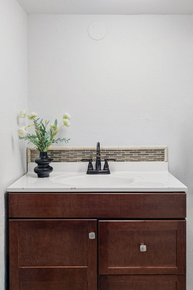 Lauryn Dempsey, Dempsey Group_N_2895 S Sherman St_Web-25