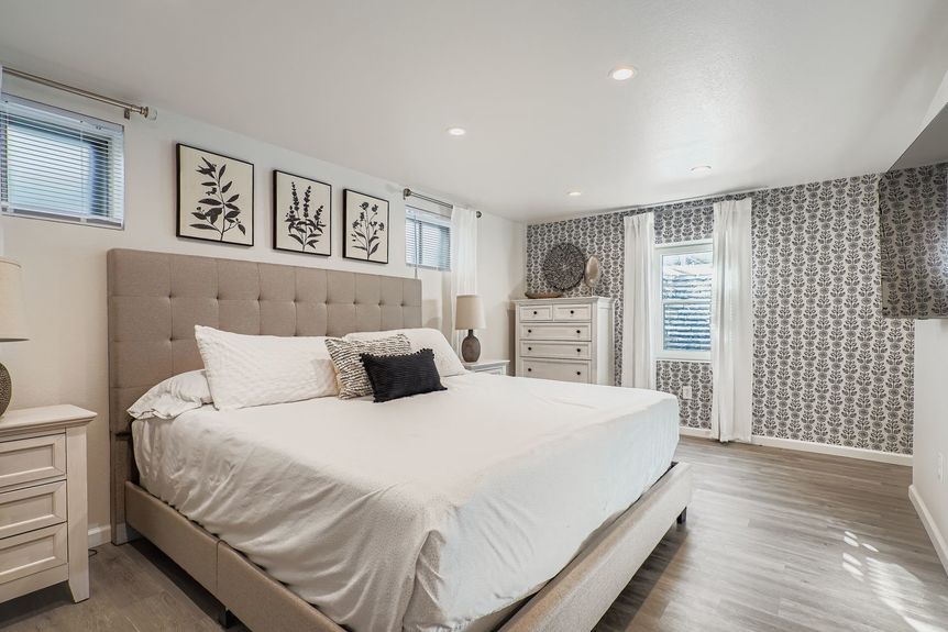 6143 Allison Street - Lauryn Dempsey Dempsey Group - (1)