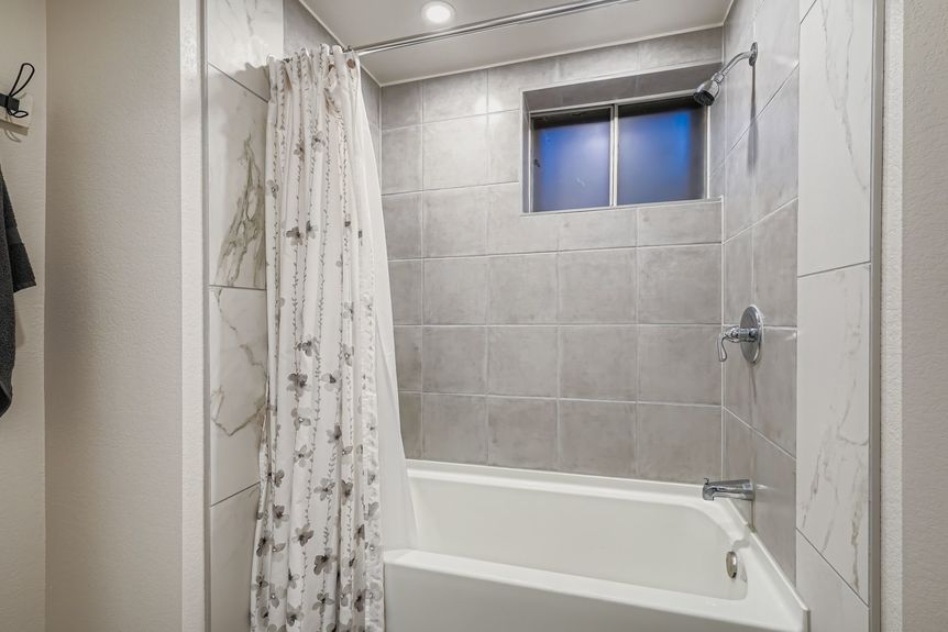 6143 Allison Street - Lauryn Dempsey Dempsey Group - (3)