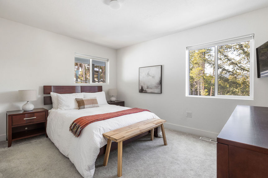 173 Alpine Lauryn Dempsey Dempsey Group.jpg-42