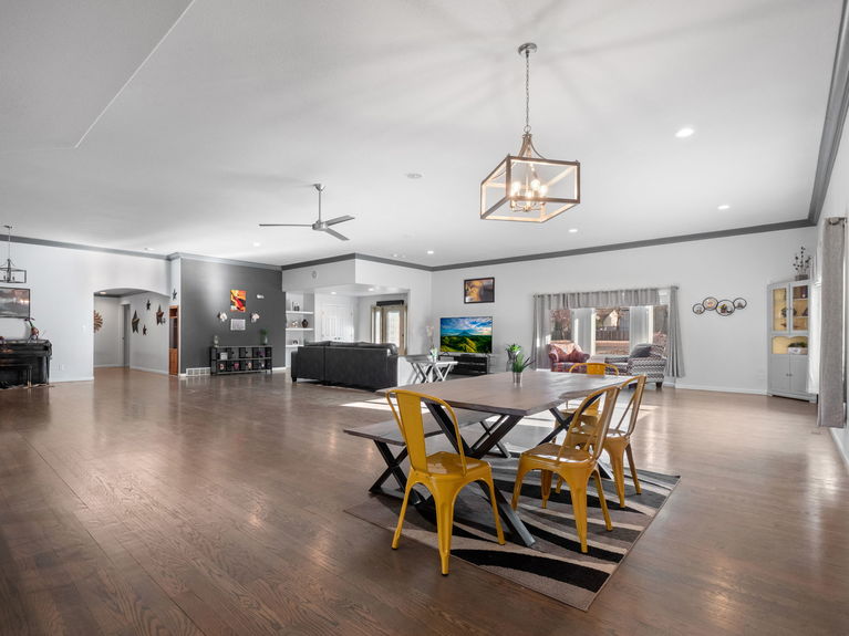 14 Dempsey Group #8031 - Lauryn Dempsey - 8415 W 80th Ave-14