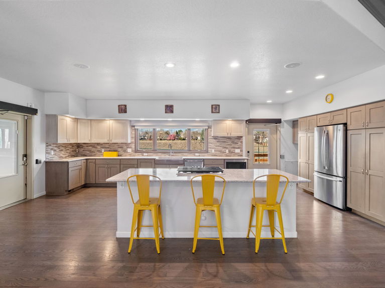 16 Dempsey Group #8031 - Lauryn Dempsey - 8415 W 80th Ave-16