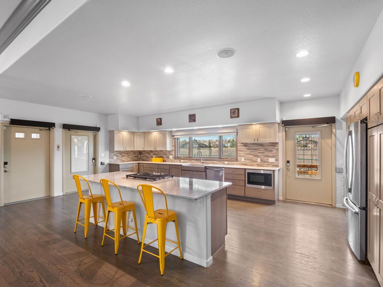 17 Dempsey Group #8031 - Lauryn Dempsey - 8415 W 80th Ave-17