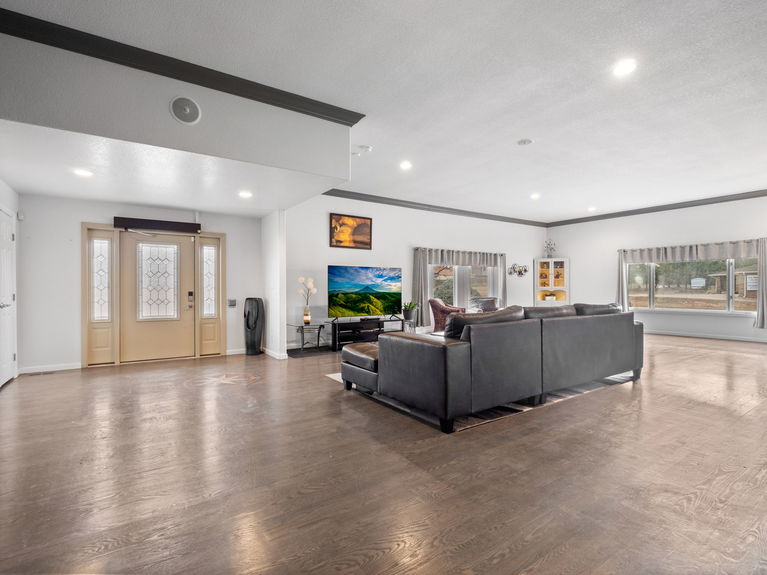 5 Dempsey Group #8031 - Lauryn Dempsey - 8415 W 80th Ave-5