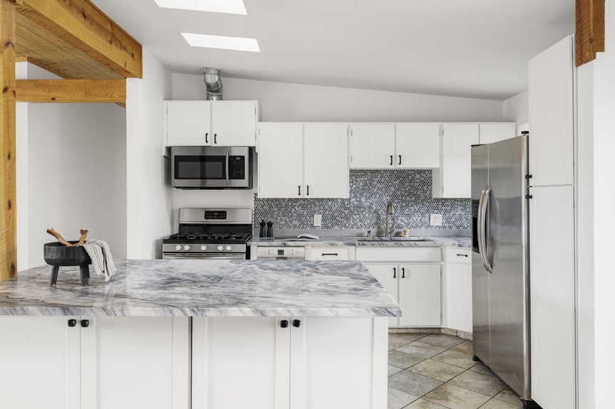 5930 Dudley - Lauryn Dempsey Dempsey Group (19)