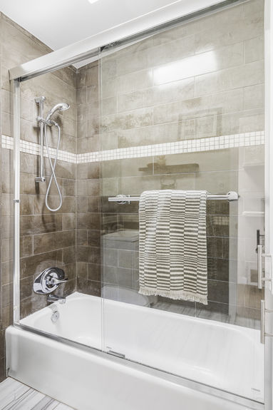 5930 Dudley - Lauryn Dempsey Dempsey Group (32)