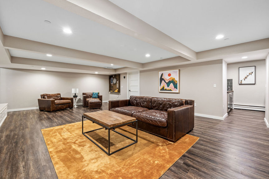 626ValleyLane Lauryn Dempsey Dempsey Group 48
