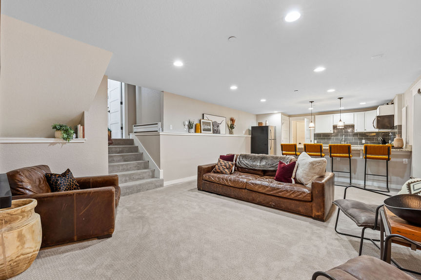 626ValleyLane Lauryn Dempsey Dempsey Group 54