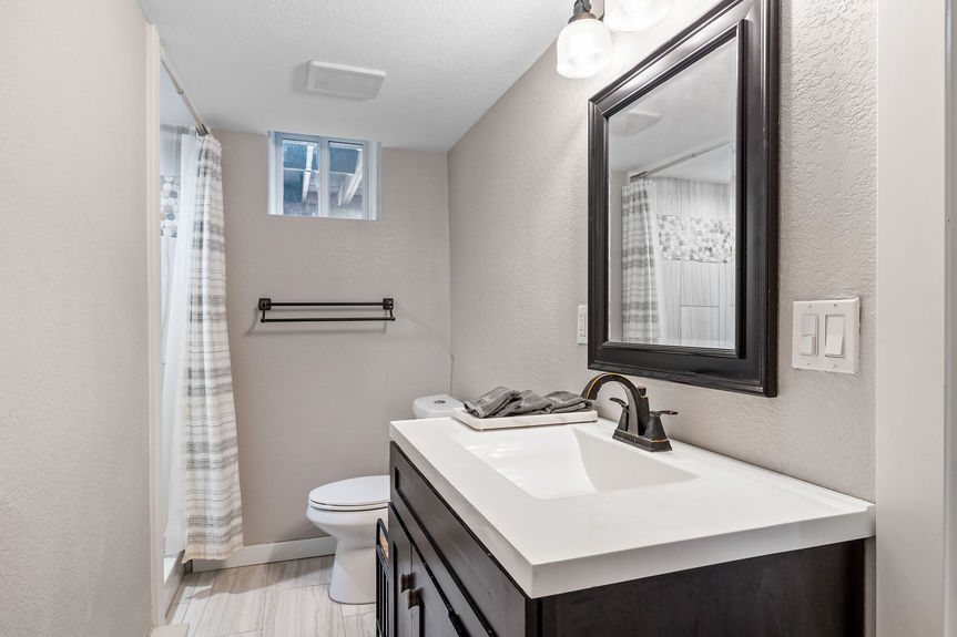 626ValleyLane Lauryn Dempsey Dempsey Group 60