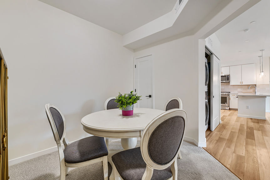 7357 Grandview Avenue Unit 203 - Lauryn Dempsey Dempsey Group - 009 - 09 Dining Room