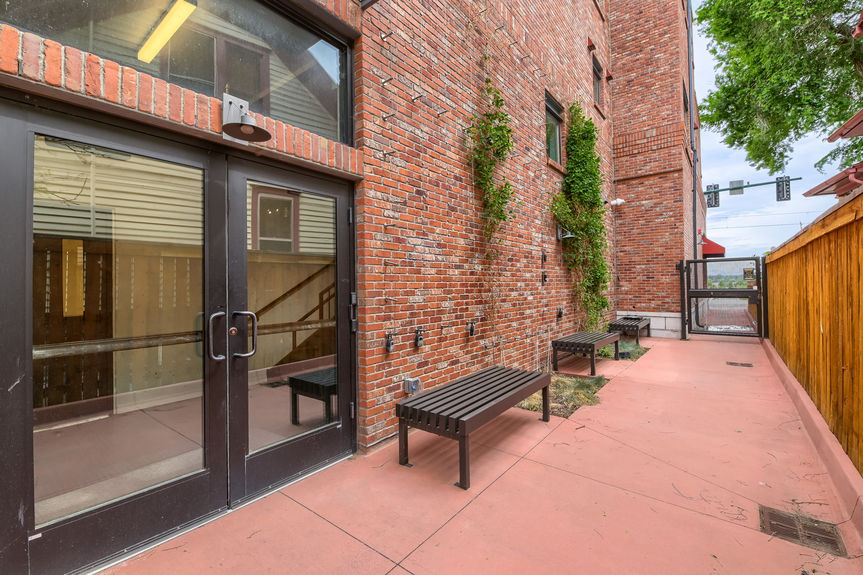 7357 Grandview Avenue Unit 203 - Lauryn Dempsey Dempsey Group - 028 - 28 Exterior Rear