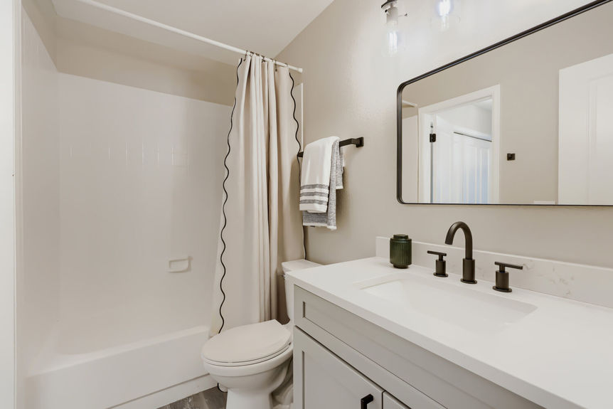 Lauryn Dempsey Dempsey Group_12133 Bannock Cir (26)
