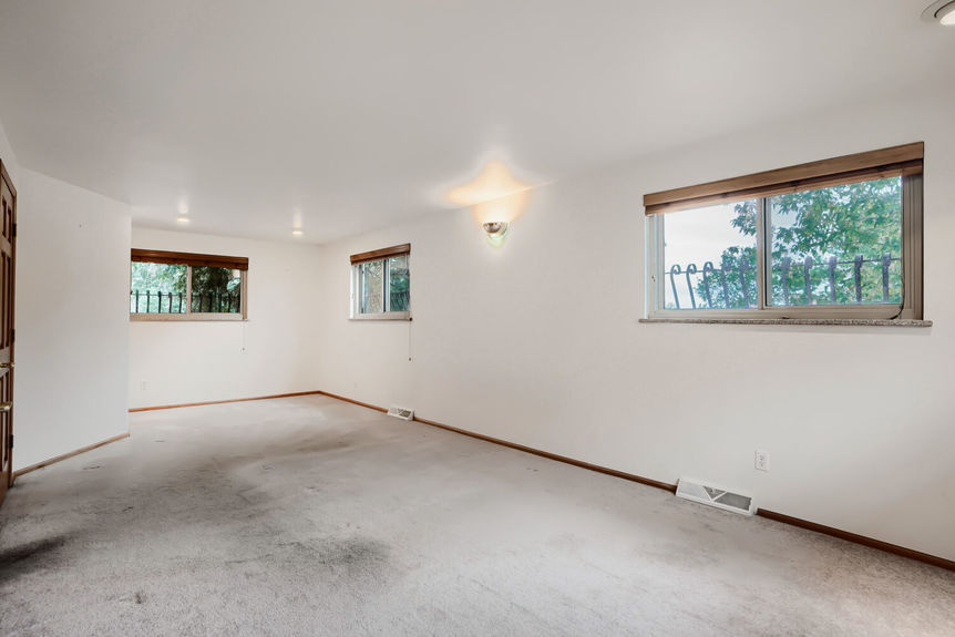 8221 W 70th Avenue - Lauryn Dempsey Dempsey Group - 019 - 16 Primary Bedroom