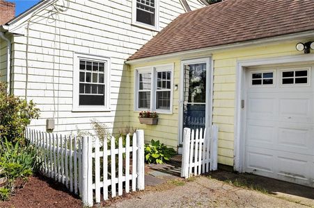 50 Broadview Avenue Gallery Image 4