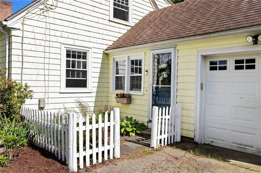 50 Broadview Avenue Gallery Image 4