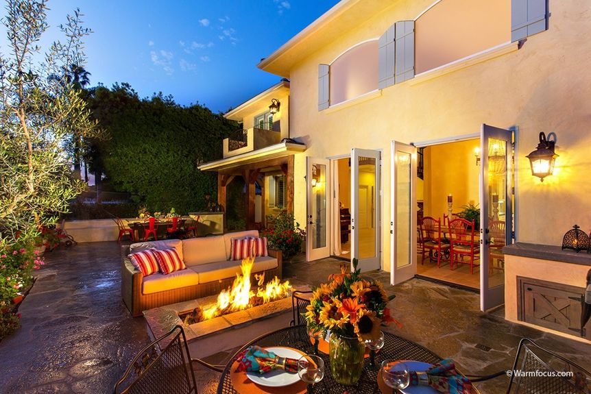 6B27B998-5AEB-49EF-B22E-851EB869771B