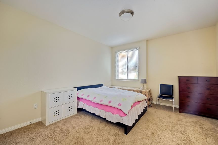 pell_pl_3877_215_17_lrvw0kvO_print