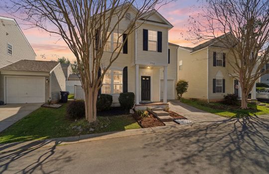 1_CLT08680_twilight_d5a85604-ac15-4dad-9f28-69ab2419c1b1