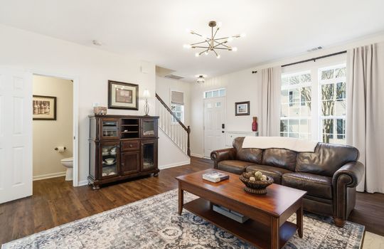10_7712 Grapetree Ct-9