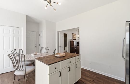 15_7712 Grapetree Ct-14