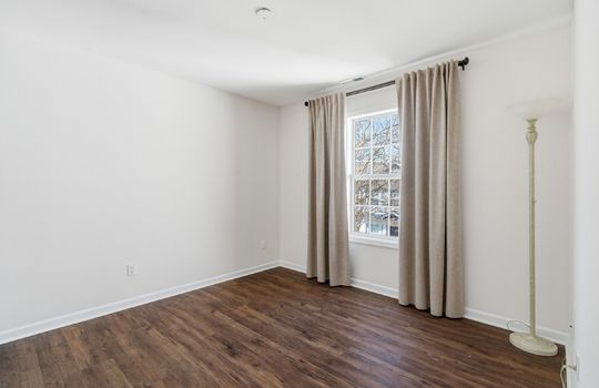 26_7712 Grapetree Ct-25